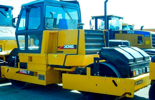 Каток дорожный Xcmg YZC7